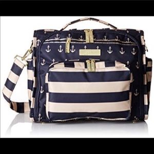 Ju-Ju-Be Legacy B.F.F diaper bag- navy/cream
